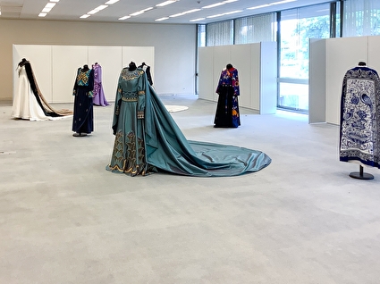 نمایشگاه تمدن و لباس زنان ایرانی - ژنو