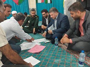 رئیس سازمان پزشکی قانونی کشور به مشکلات مردم در مسجد صاحب الزمان سیریک رسیدگی کرد